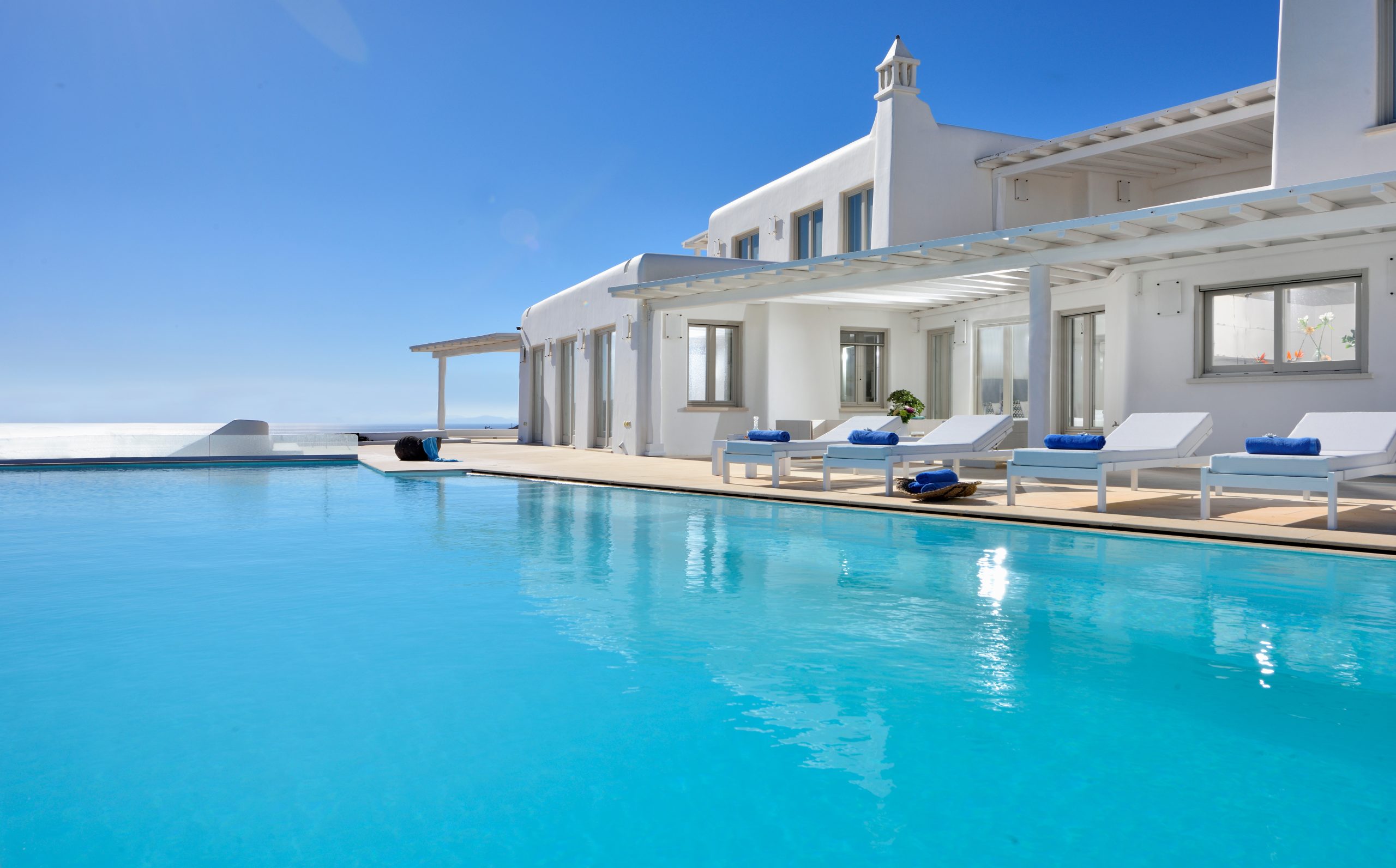 Villa Delos 1 From 6.000€